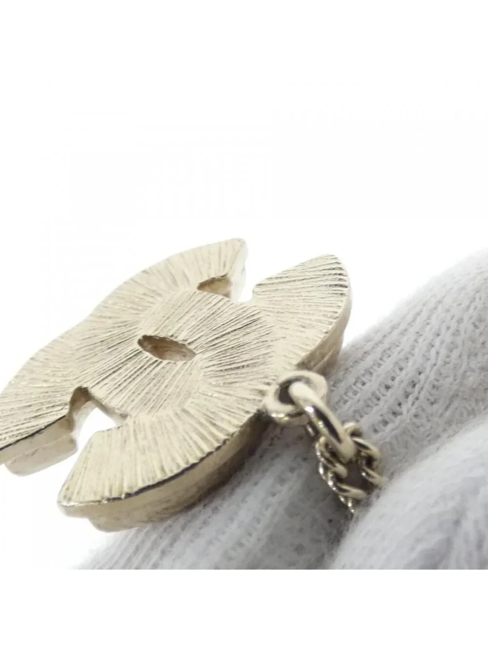 Chanel Necklace Gold